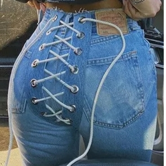 Keep Me Laced - Picture 8 of 9